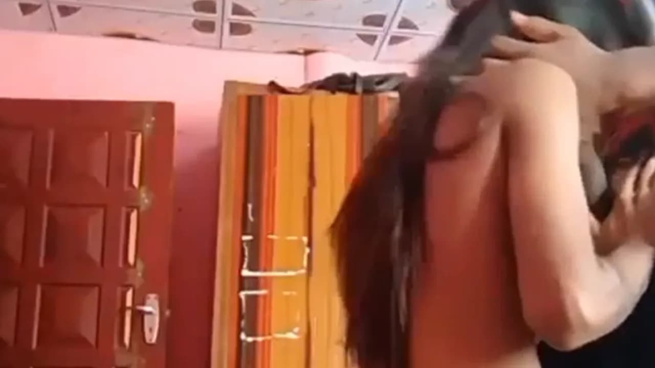 lankan gf fucked roughly by bf when no one at home-sl leaked porn